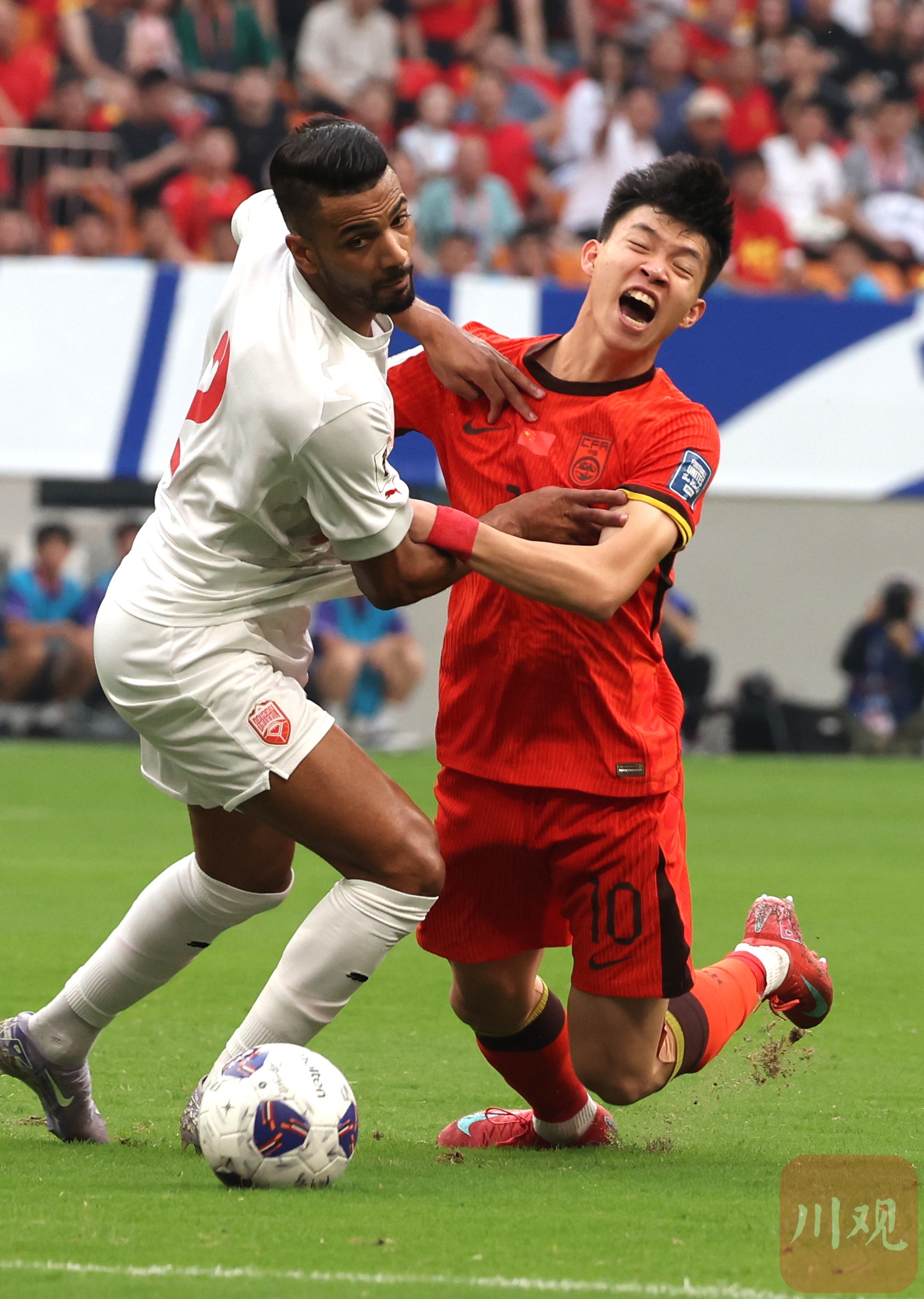 678体育登录入口-国足小胜中国香港王钰栋屡遭侵犯爆发冲突(图)
