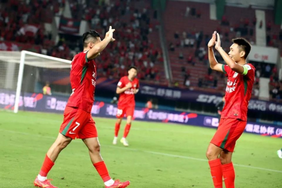 关于足协杯-王上源钟义浩相互传射河南3-2逆转浙江的信息