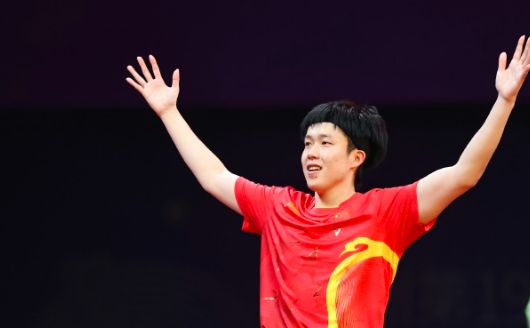 双双完成三双纪录，两大明星展现全面实力的简单介绍